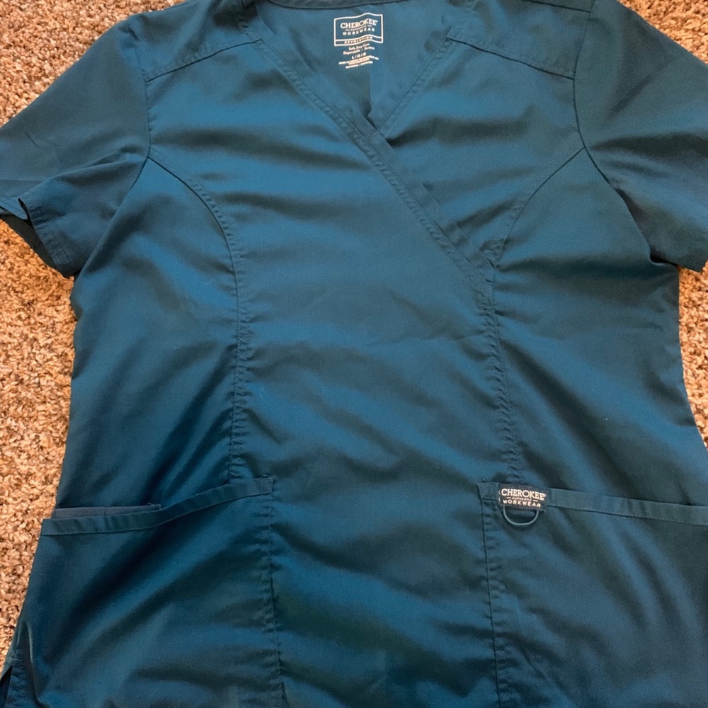 Cherokee Revolution Scrub Set Large